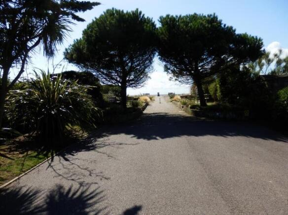 Access to beach