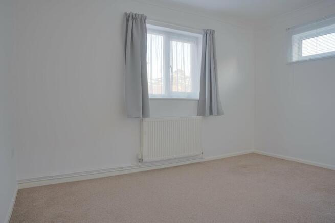 5 Westfield Road Bed