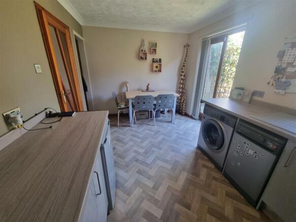 Kitchen 2