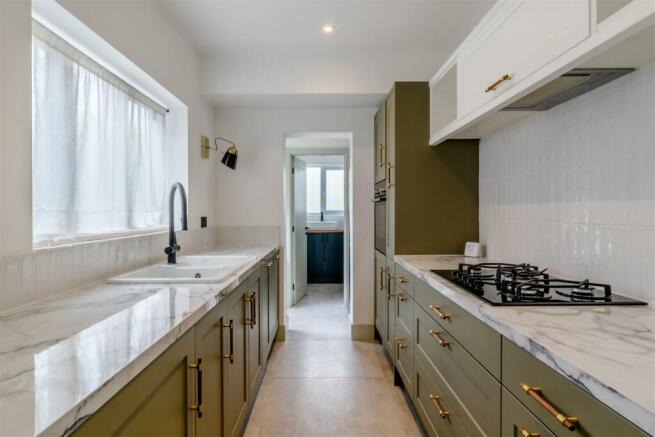 24 Saxon Rd-09.jpg