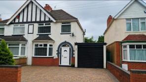 30, Narrow Lane, Halesowen B62 9NQ