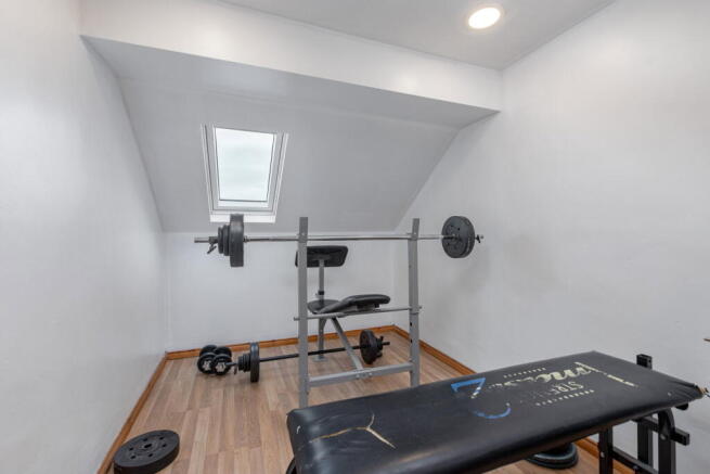 6 bed Village House for sale Image 11