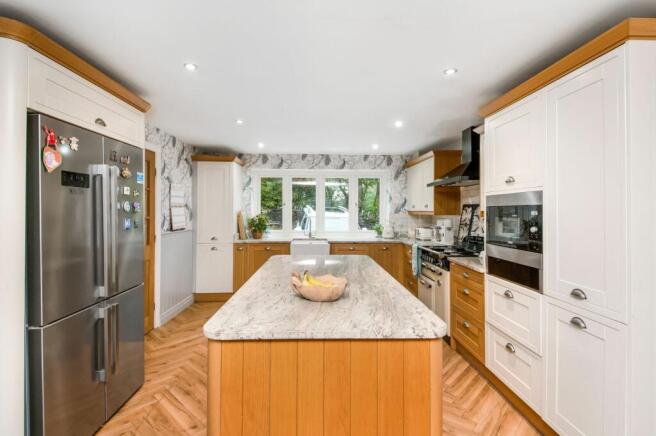 LIVING DINING KITCHEN