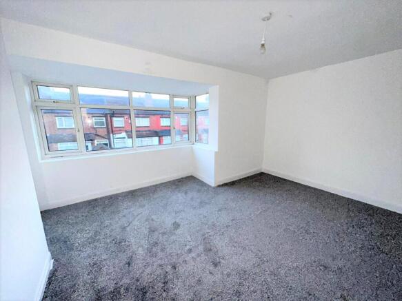 3 bed Terraced to rent Image 10