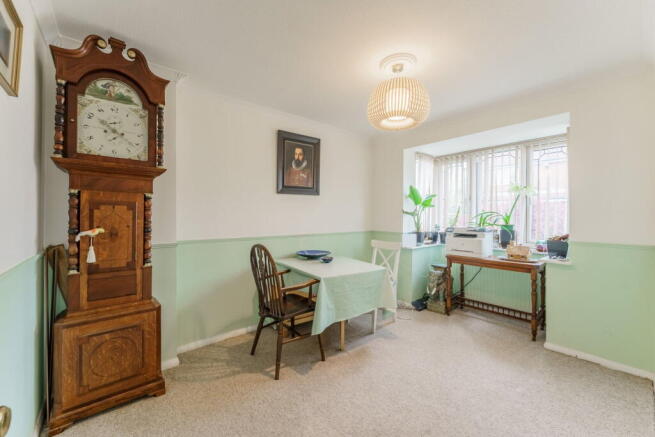 4 bed Detached for sale Image 10