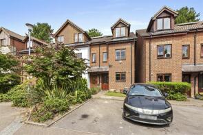 64, John North Close, High Wycombe HP11 1FQ