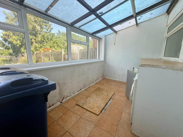 3 bed Semi-Detached for sale Image 8