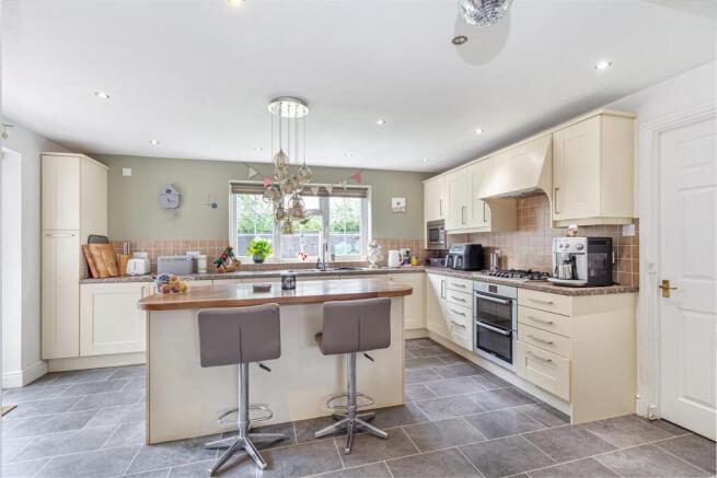 Kitchen-2.jpg