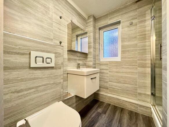 Family shower room