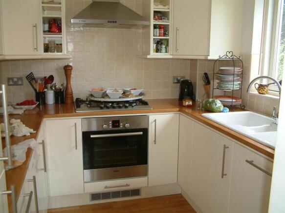 17 Western Barn Close 014