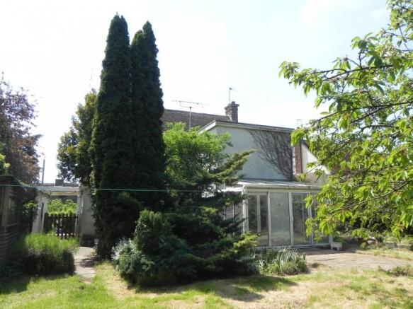 https://s3-eu-west-1.amazonaws.com/propertylab/allanmorris/property-images/standard/3587_Whitehaven - Rear Elevation.JPG
