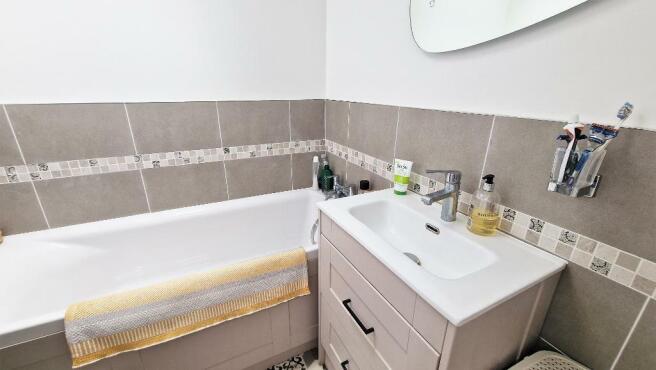 En-suite Bathroom