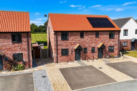Observer Close, Freethorpe, Norwich