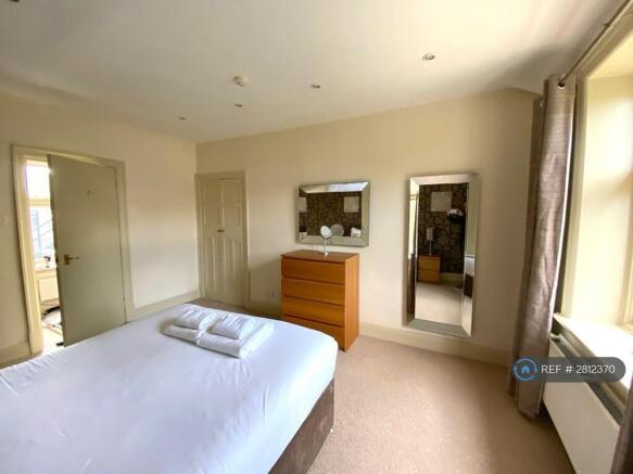 1 bed Flat to rent Image 10