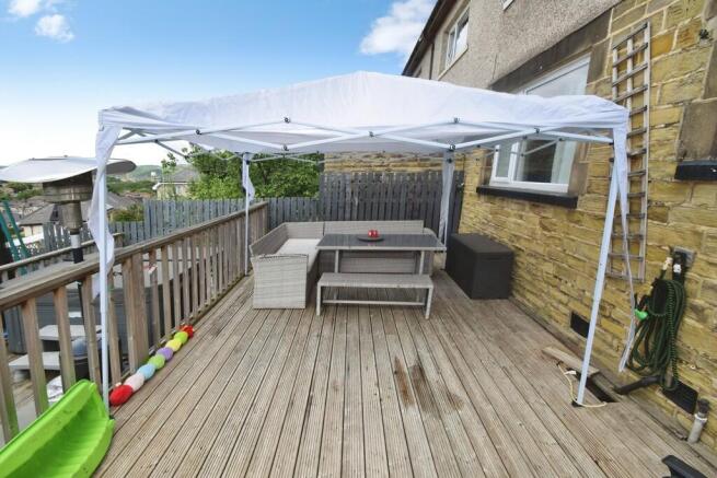 4 bed Semi-Detached for sale Image 11
