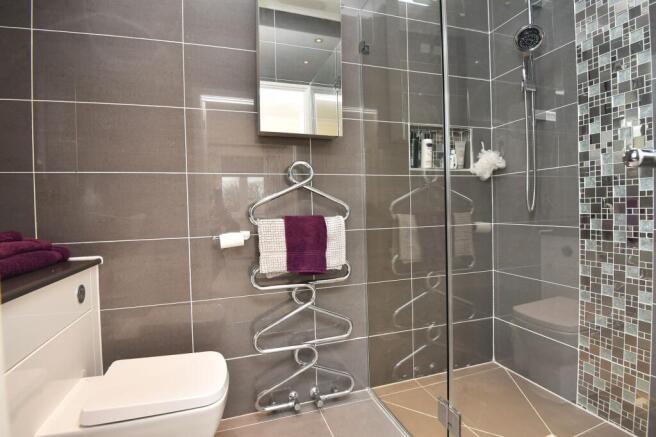 2 bed Retirement Property for sale Image 12