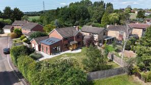 1, Bridge Farm, Maisemore, Gloucester GL2 8JB