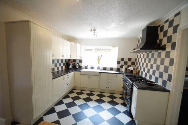 Kitchen 2