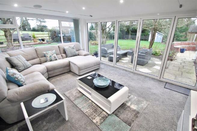 Large Garden Room