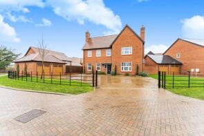 8, Flowercrofts, Rotherfield Greys, Henley-on-thames RG9 4BF