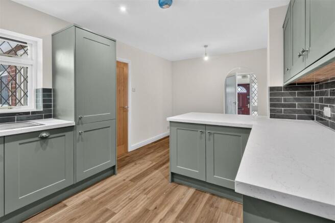3 bed Detached Bungalow for sale Image 6