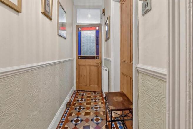 3 bed Terraced for sale Image 8