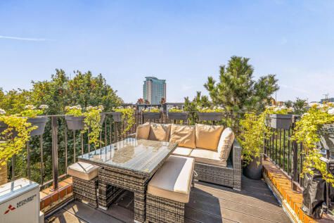 Kempsford Gardens, London, Earls Court, London, SW5