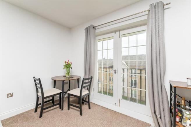 1 bed Apartment for sale Image 9