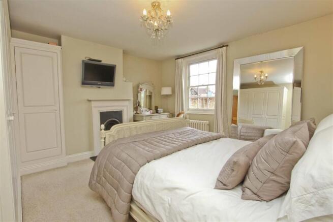 Bedroom 4.JPG