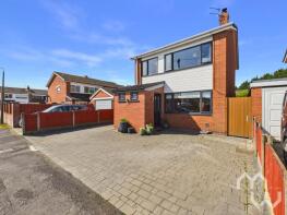 42, Langdale Avenue, Leyland PR26 9SE