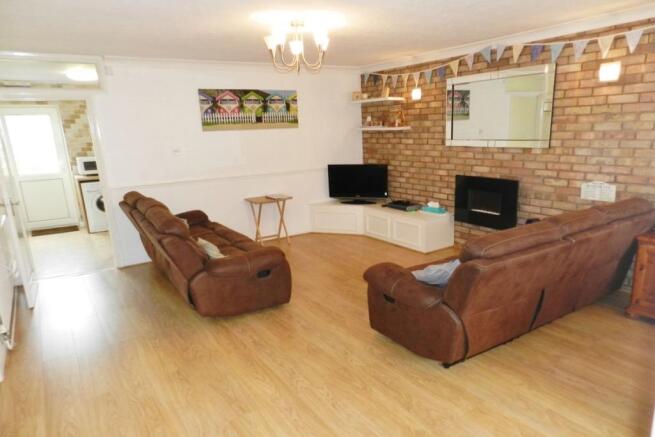 Lounge / Dining Room