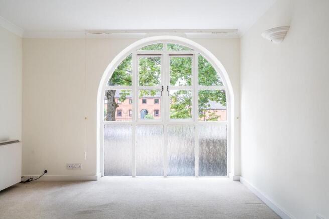 3 bed Terraced for sale Image 5