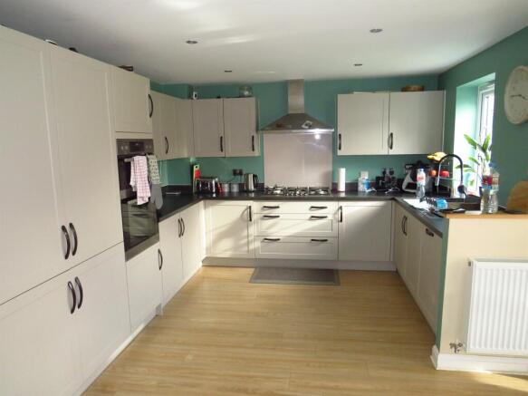 Prospero Drive, Wellingborough photo 4