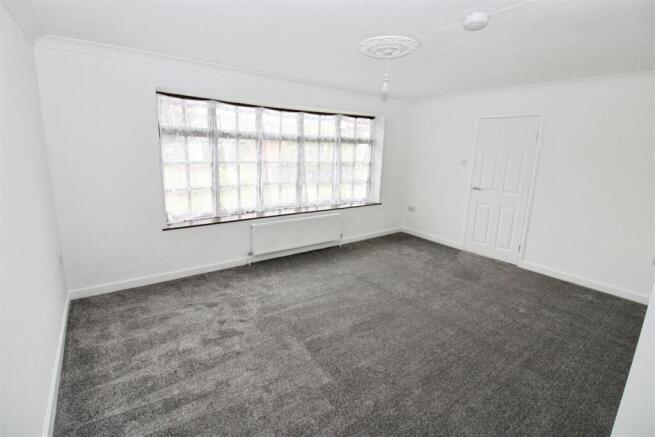3 bed Detached Bungalow for sale Image 7
