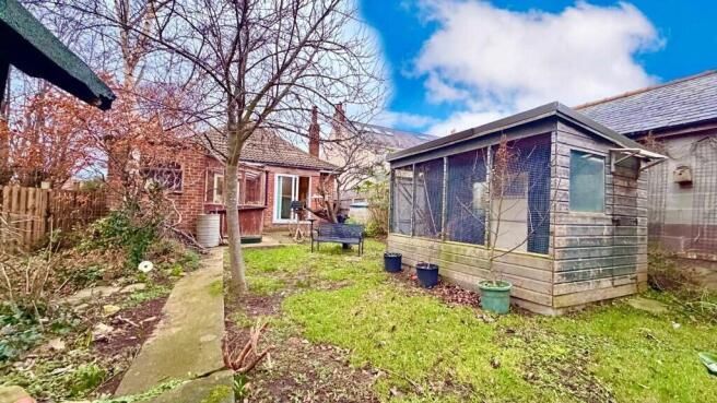 2 bed Bungalow for sale Image 9