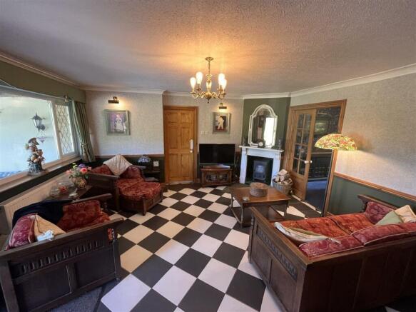 living room 1.JPG