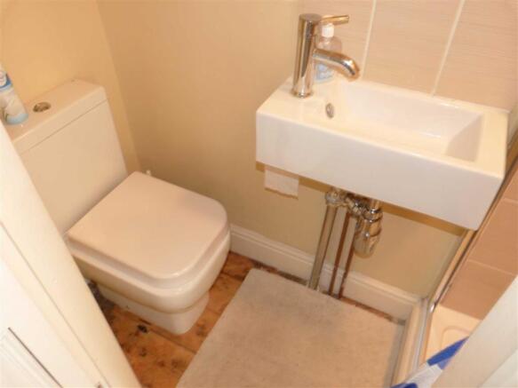 Cloakroom/shower