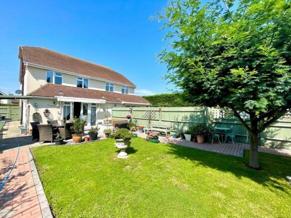 22 Mill Lane Gard...