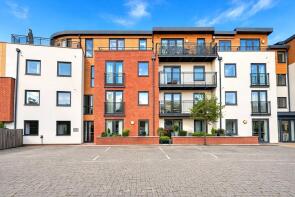 15, Centro, Southern Road, Camberley GU15 3GG