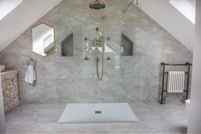 Master En-suite