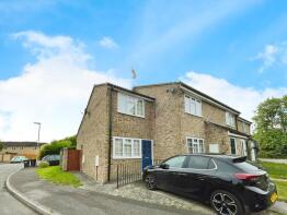 1a, Oakwood, Basingstoke RG24 8TT