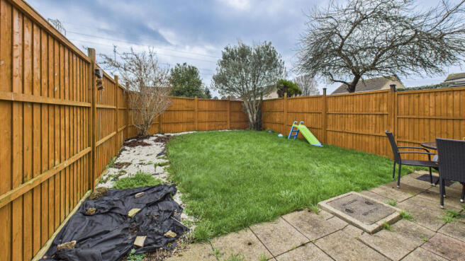 3-CAM04968G0-PR0091-STILL011