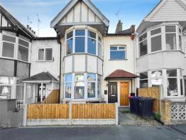 18, Southview Drive, Westcliff-on-sea SS0 9PW