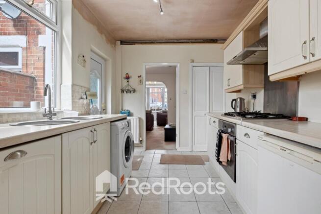 3 bed Terraced for sale Image 9