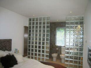 En-Suite - 25/05/05