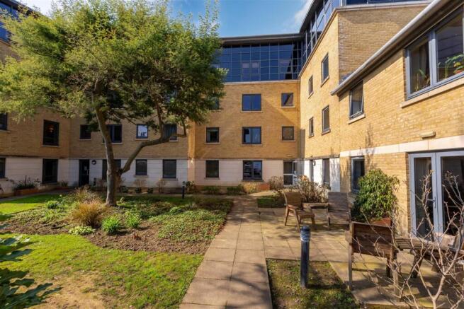 Amelia Court (2)-15.jpg