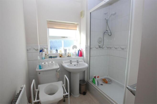 Photo 10