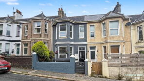 9, Stenlake Terrace, Plymouth PL4 9JZ