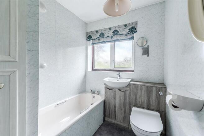 3 bed Semi-Detached for sale Image 4