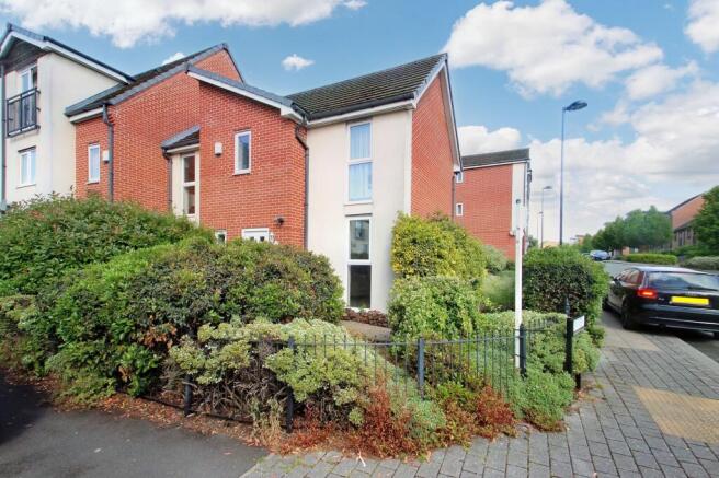 3-bed semi-detached on Brentleigh Way, Stoke-On-Trent, ST1, £150,000
